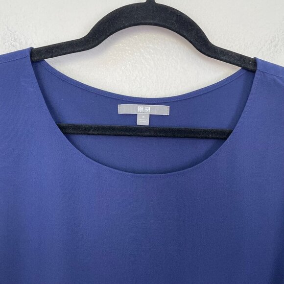 Uniqlo Womens Medium Blue Long Sleeve Blouse Stretch Round Neck Shirt Top - Picture 2 of 9